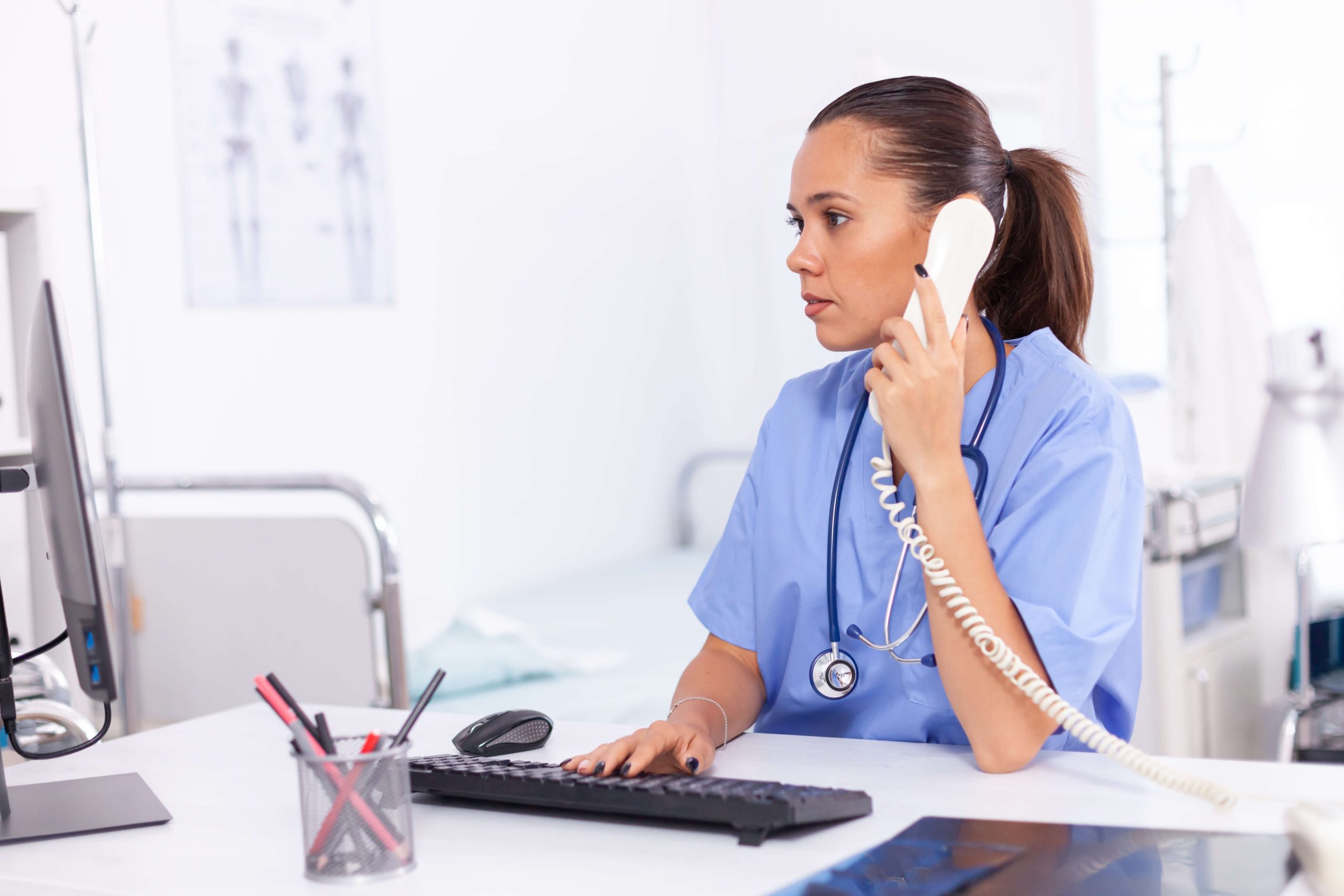 secretaire medical repondant au telephone pour la gestion du cabinet en distanciel